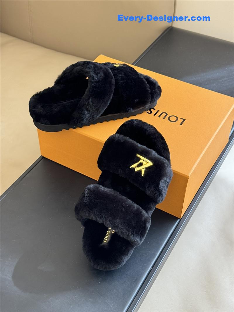 l0vis Vvtt0n lv new wool slippers