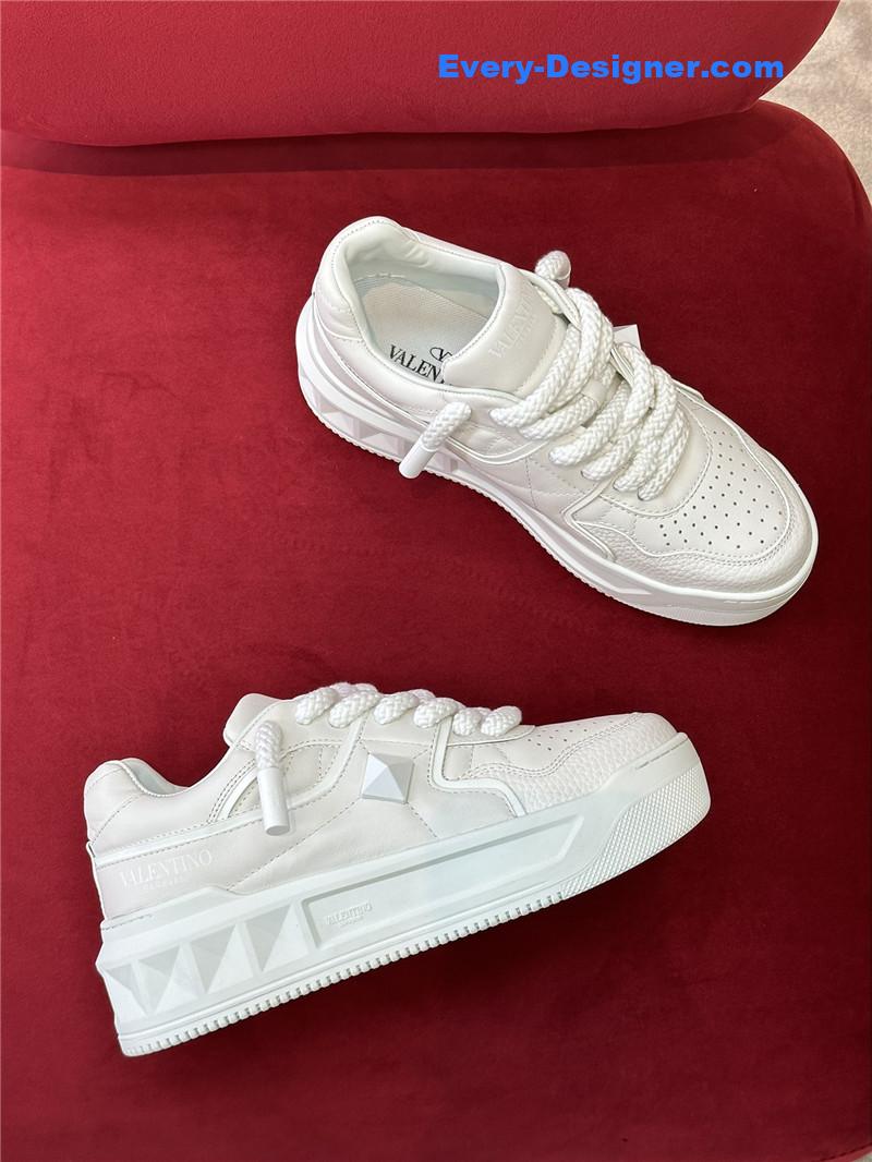 Va1e*ntin0 thick sole casual shoes