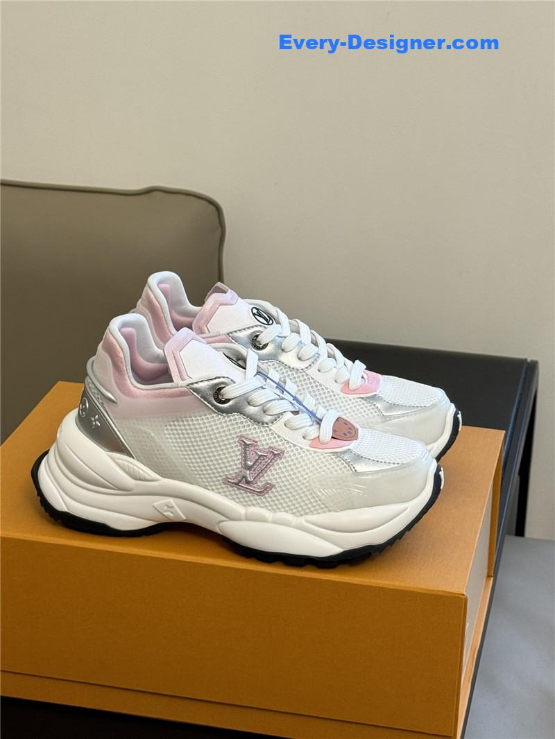 l0vis Vvtt0n lv classic running shoes