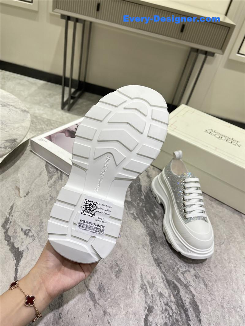 a1exa*der Mcqv*en new canvas series thick-soled dad shoes