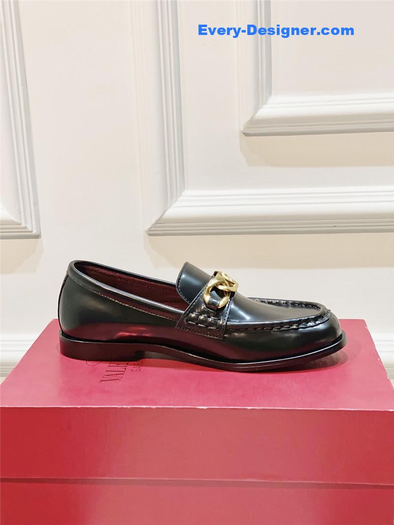 Va1e*ntin0 retro loafers