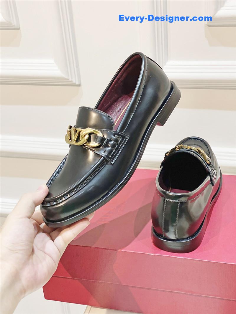 Va1e*ntin0 retro loafers