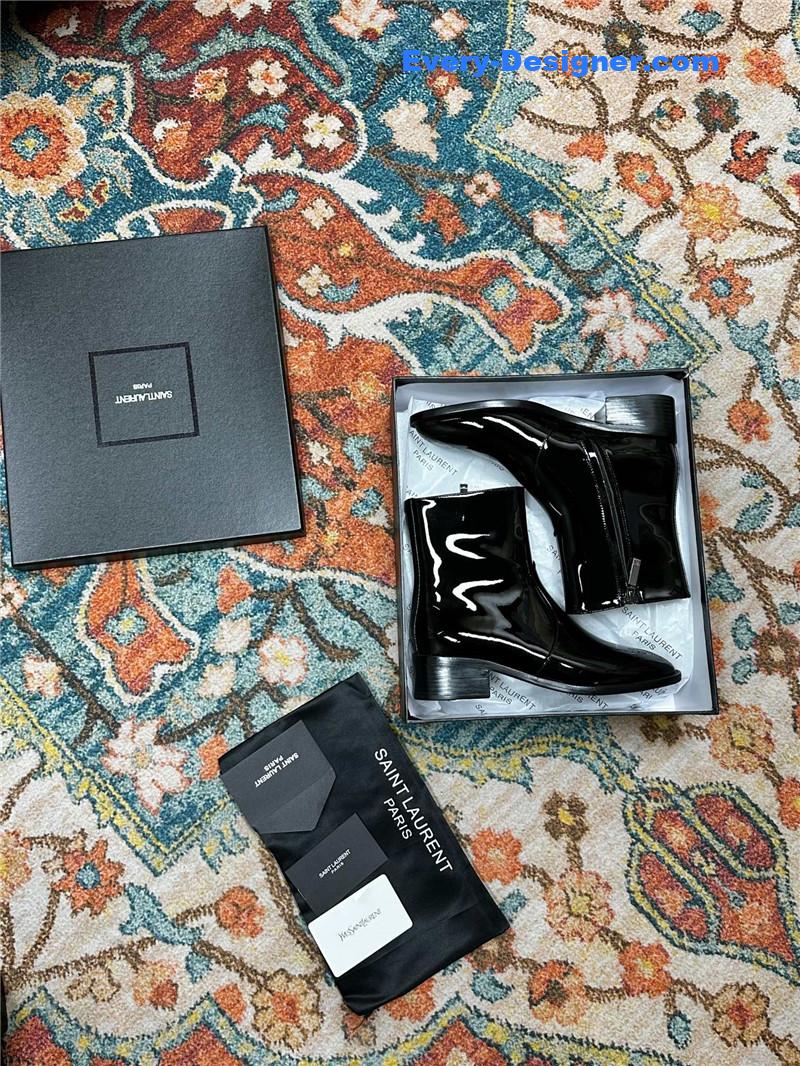 Y51 sleeveless boots