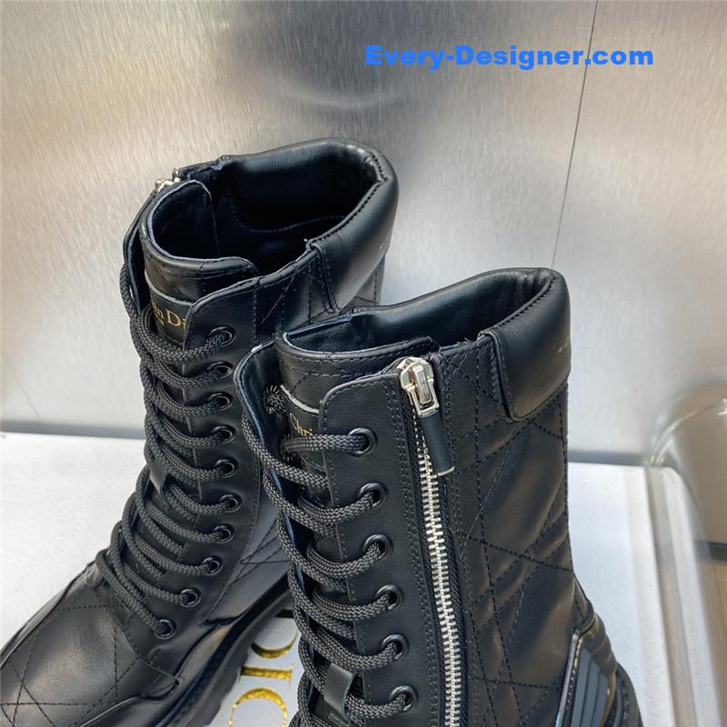 D10r low heel round toe lace up knight boots