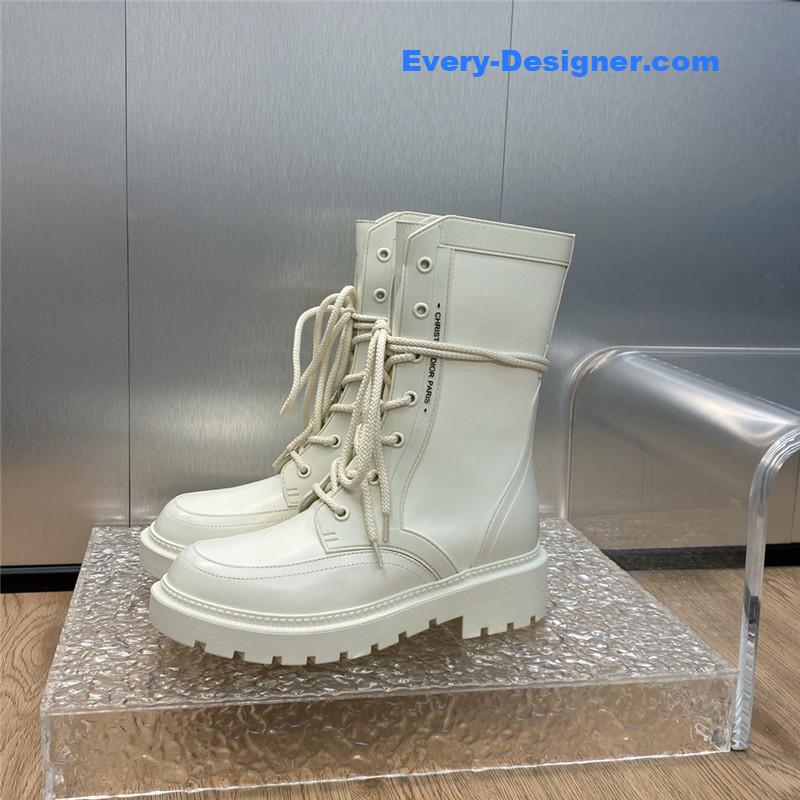 D10r low heel round toe lace up knight boots