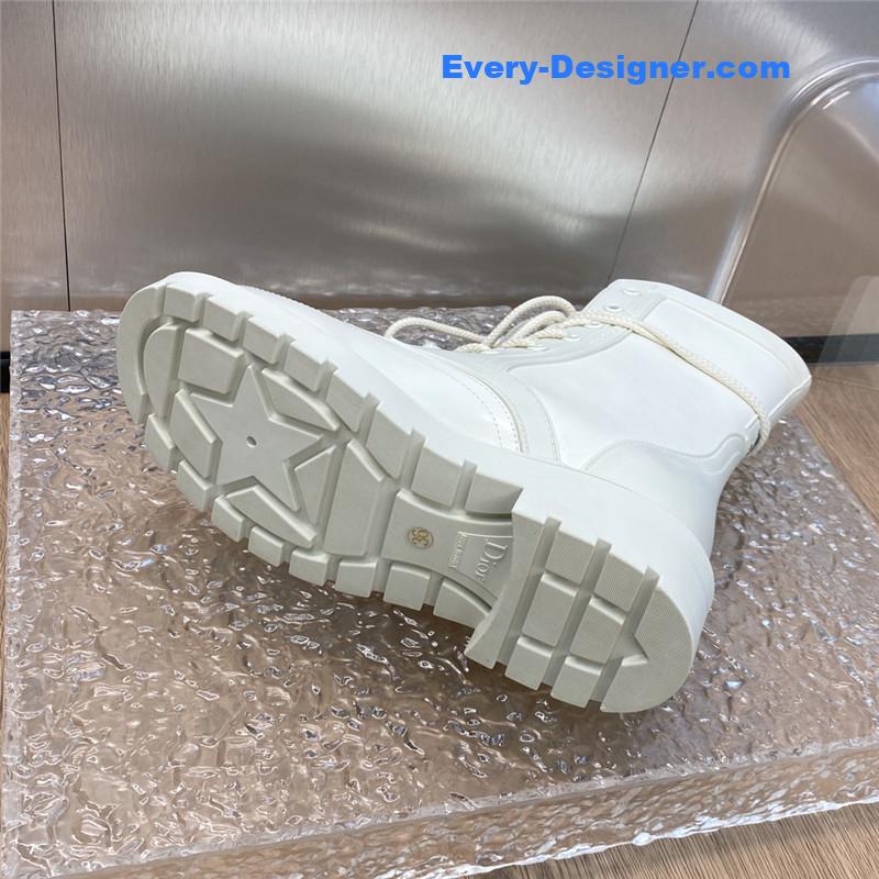 D10r low heel round toe lace up knight boots