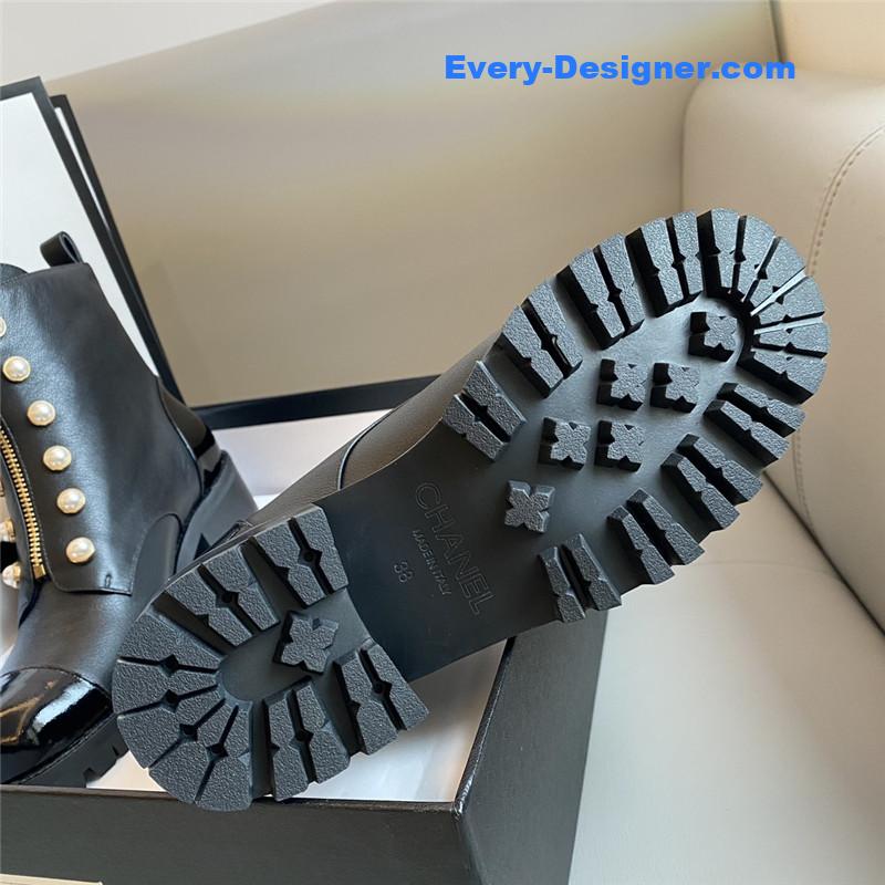 CC new double c pearl cowhide short boots