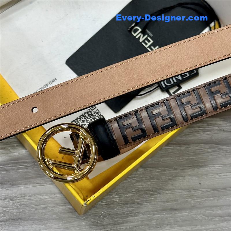 fendi electroplated F buckle belt