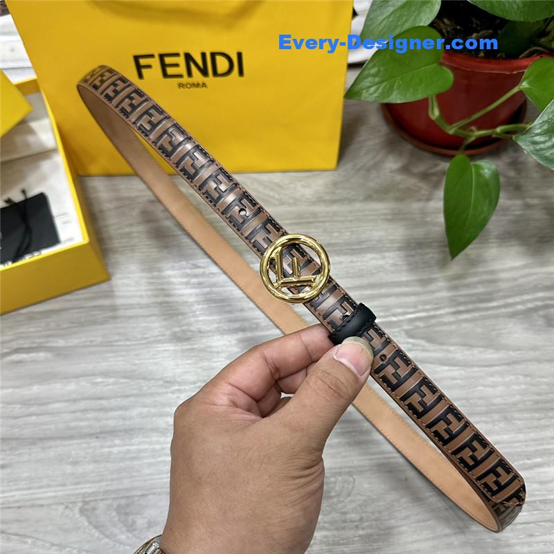 fendi electroplated F buckle belt