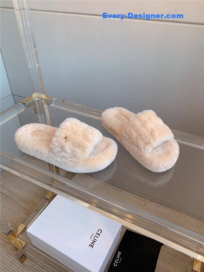 miumiu new thick-soled furry slippers