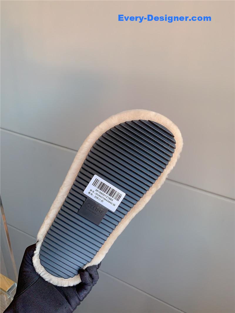 M1um1u new thick-soled furry slippers