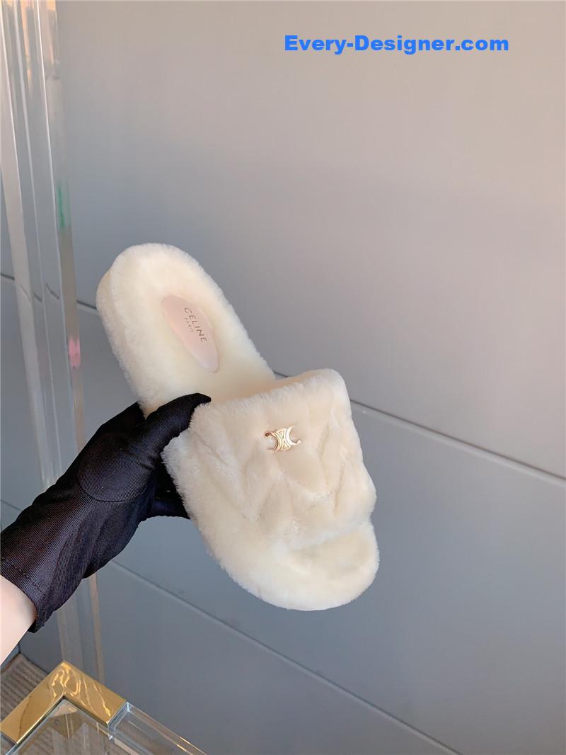 miumiu new thick-soled furry slippers