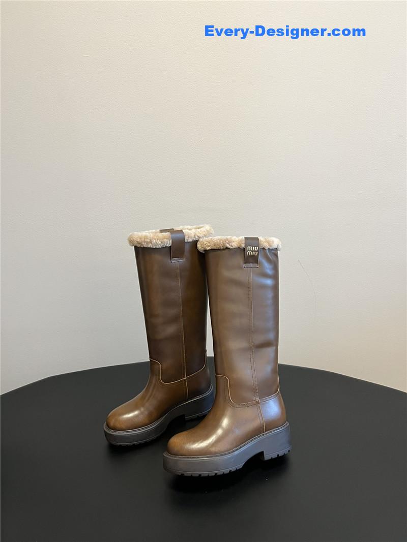 miumiu thick-soled straight sleeve plus fleece boots
