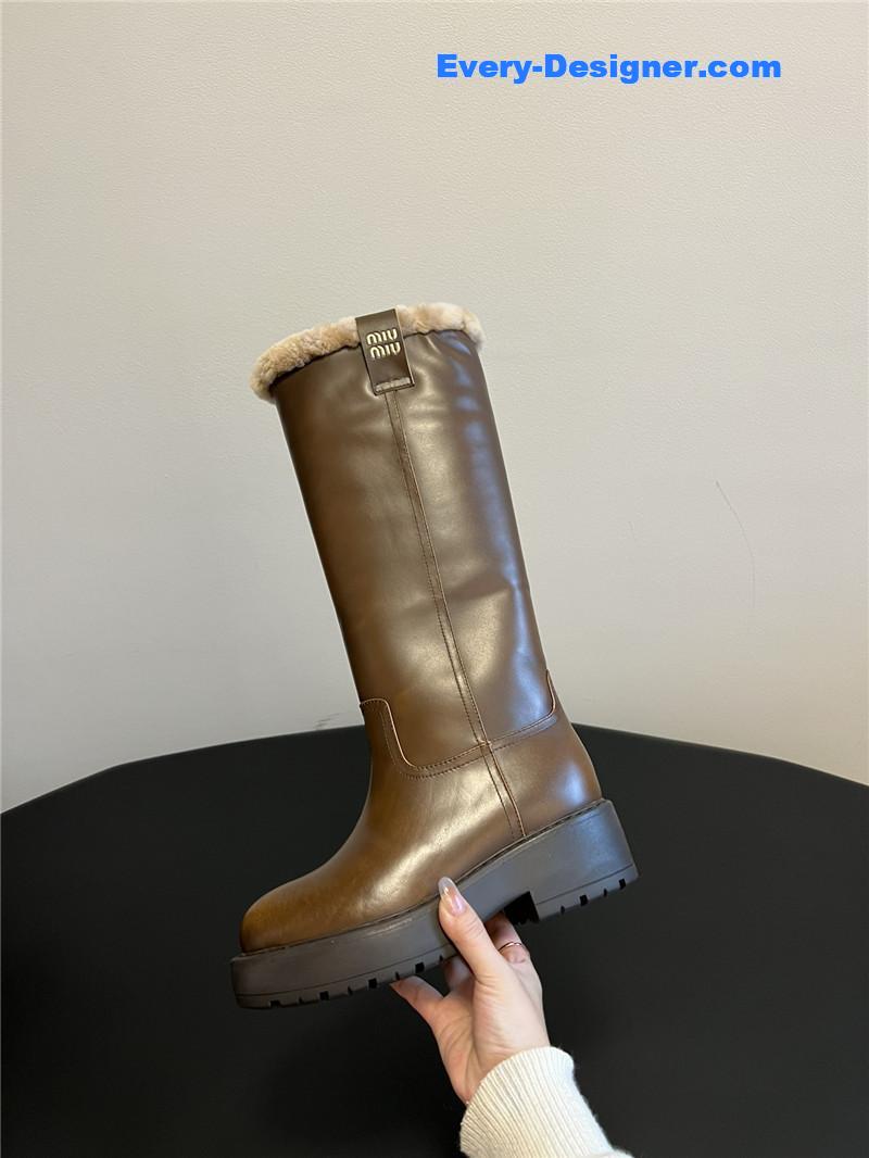 miumiu thick-soled straight sleeve plus fleece boots