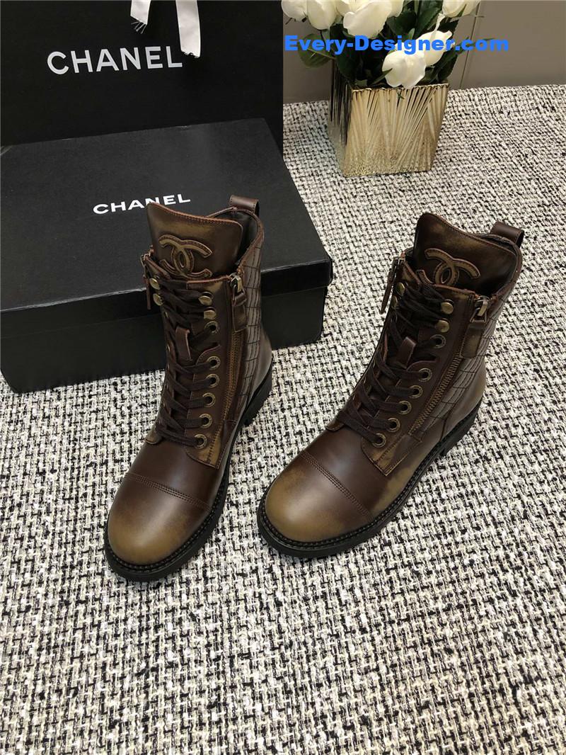 CC polished cowhide boots