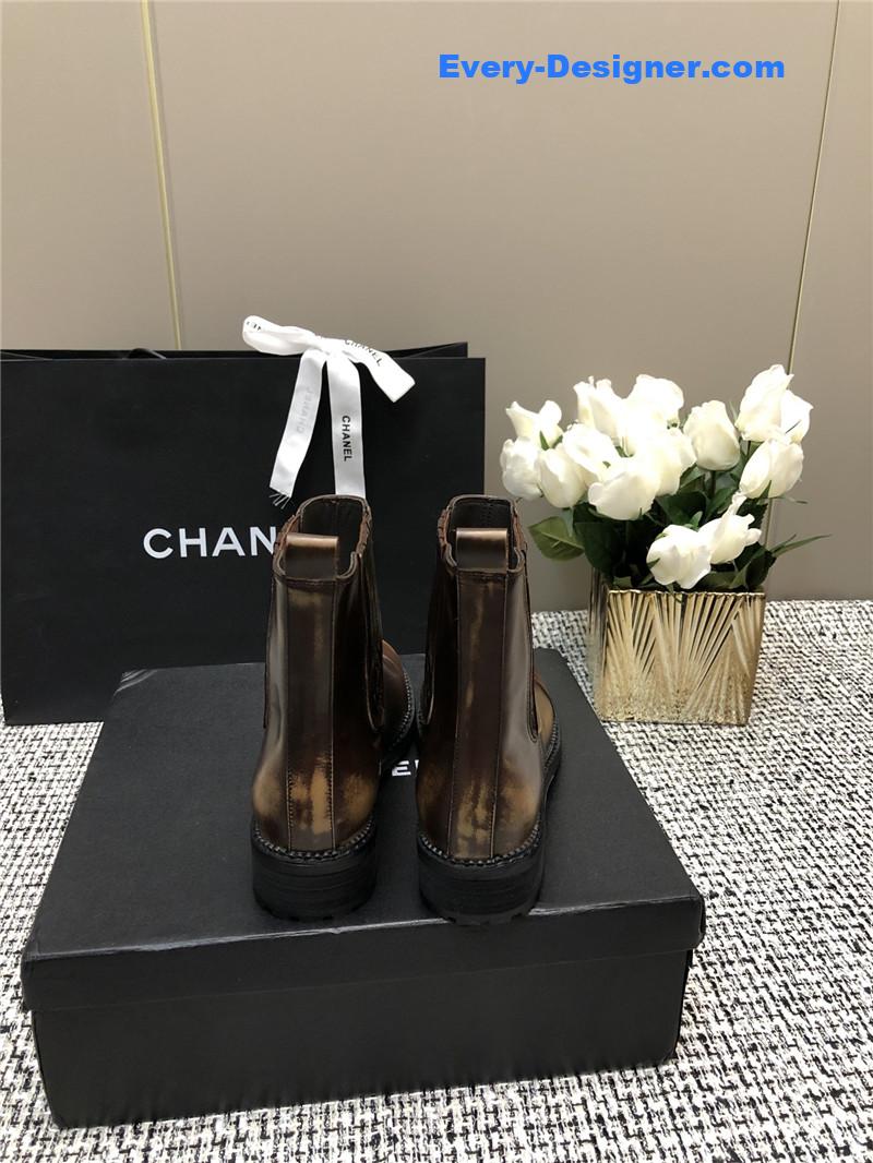CC polished cowhide boots