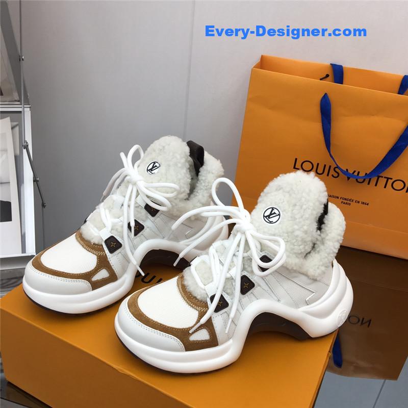 louis vuitton LV fashion trend casual sneakers