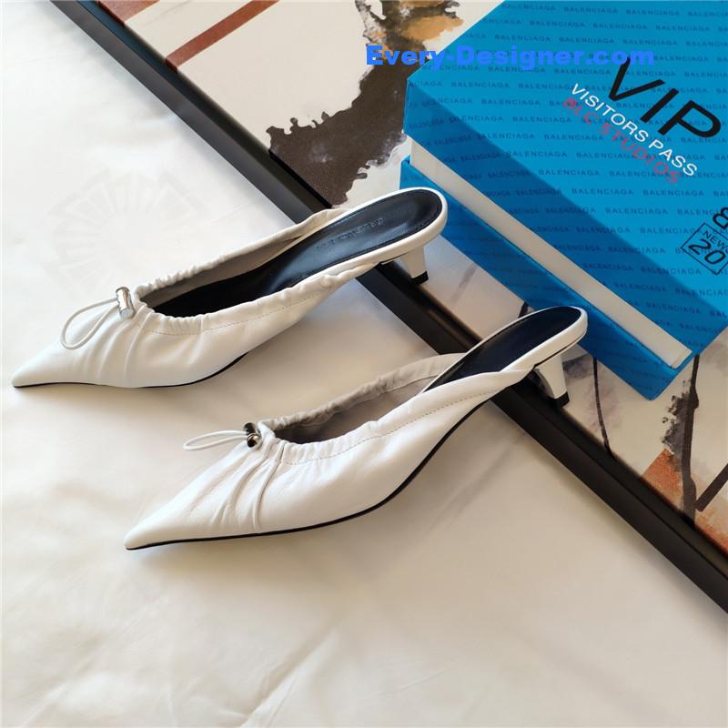 Ba1en*iaga’s new knife-heel kitten-heel elastic cuffed shoes