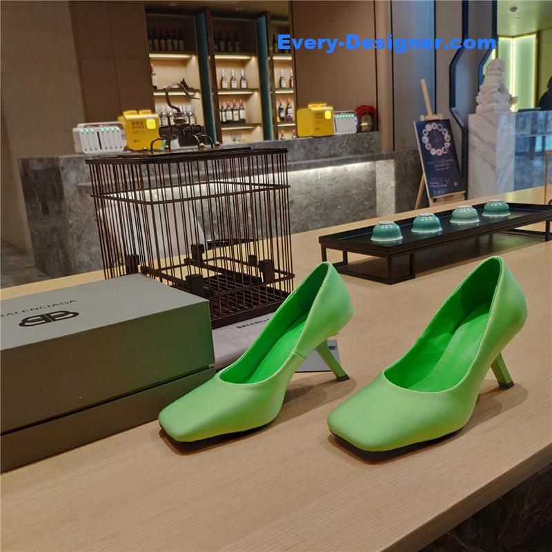 Ba1en*iaga new figure 7 shoes