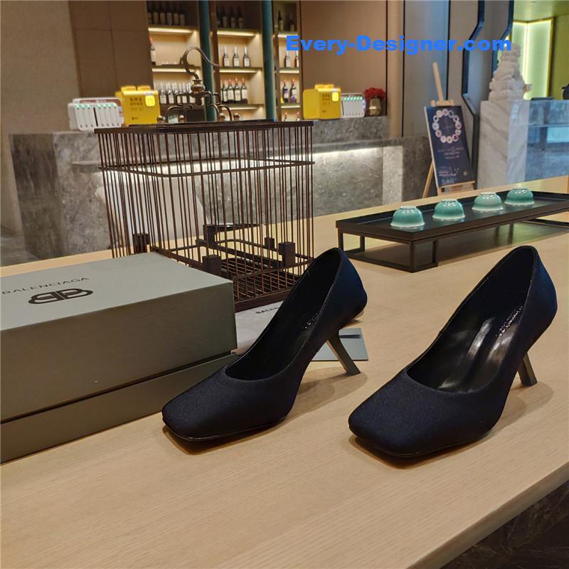 Ba1en*iaga new figure 7 shoes