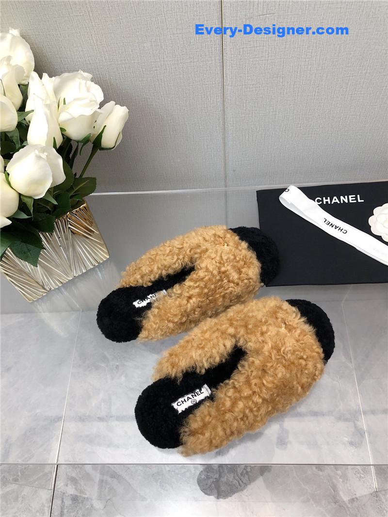 CC furry slippers