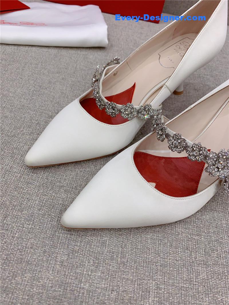 Roger vivor new Bouquet flower rhinestone cat heel high heels