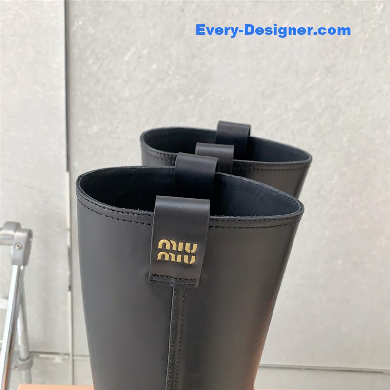 M1um1u new knight boots