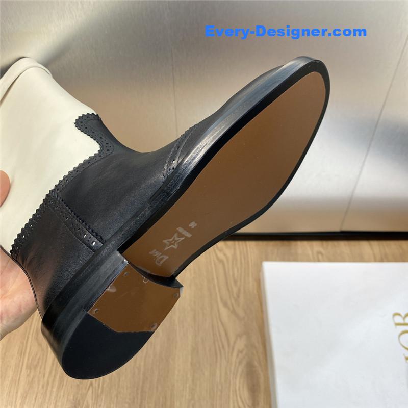 D10r thick heel round toe slip-on belt buckle knight boots