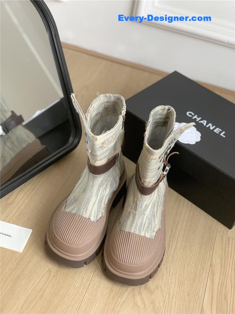 CC hidden canvas boots
