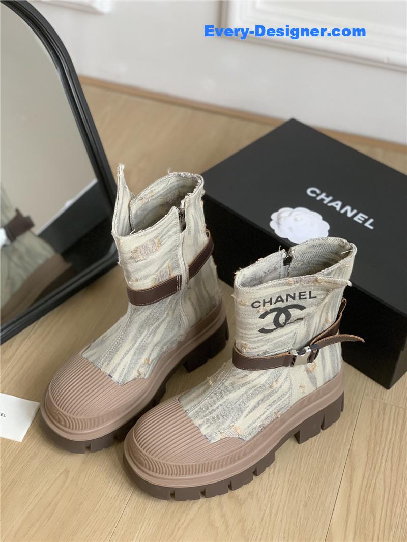 CC hidden canvas boots