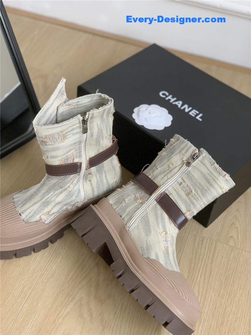 CC hidden canvas boots