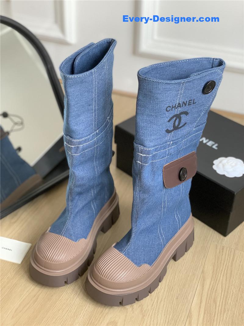 CC hidden canvas boots