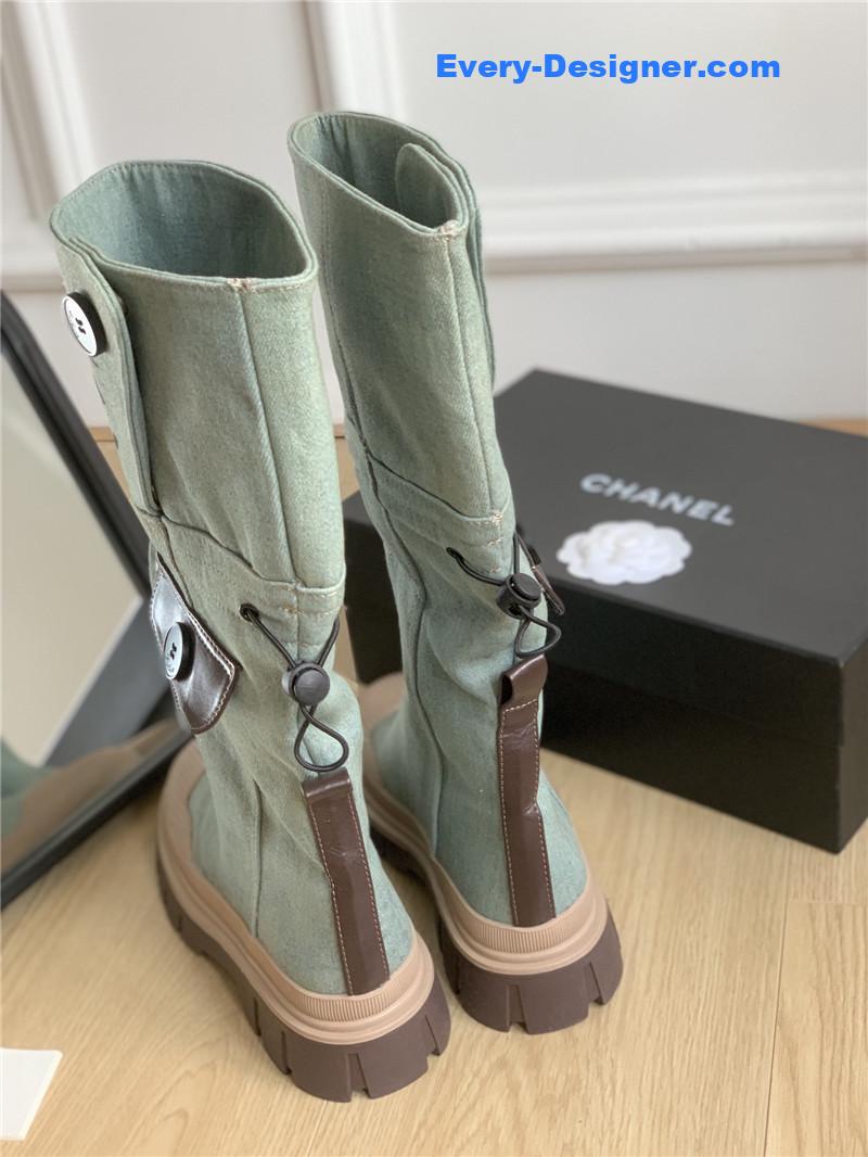 CC hidden canvas boots