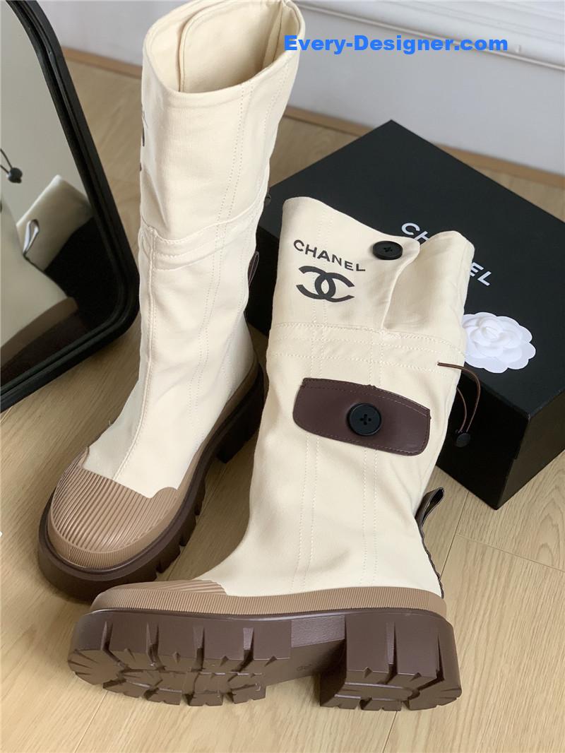 CC hidden canvas boots
