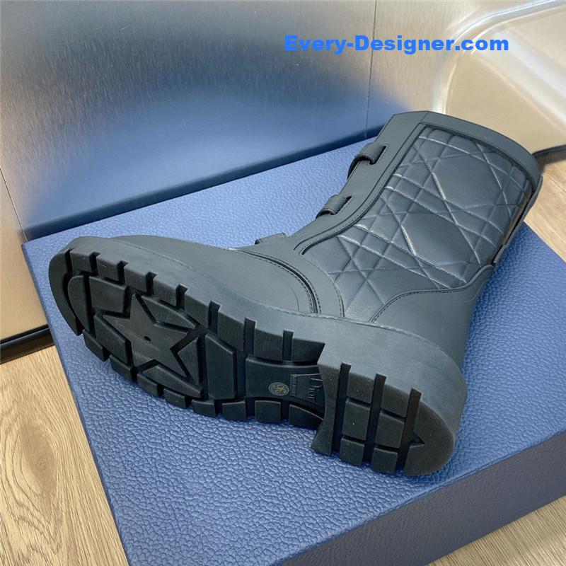 D10r black d-major ankle boots