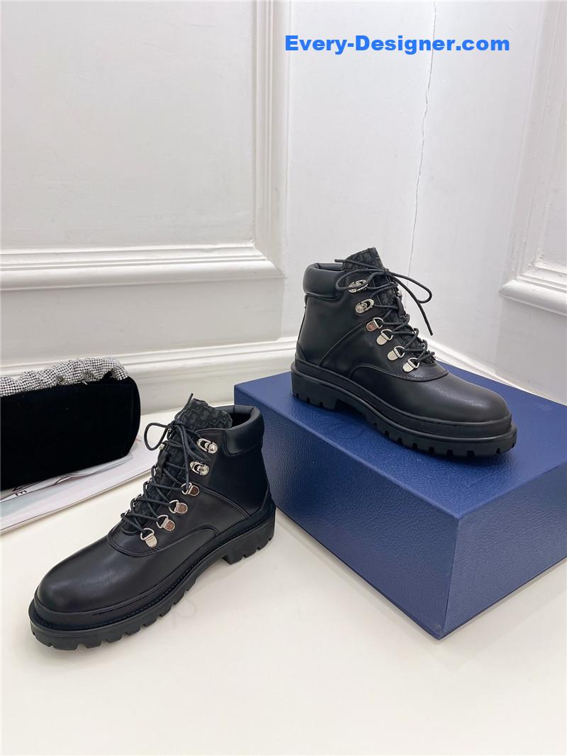 D10r new wool boots