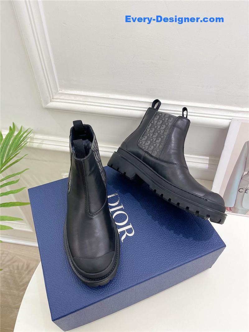 D10r new wool boots