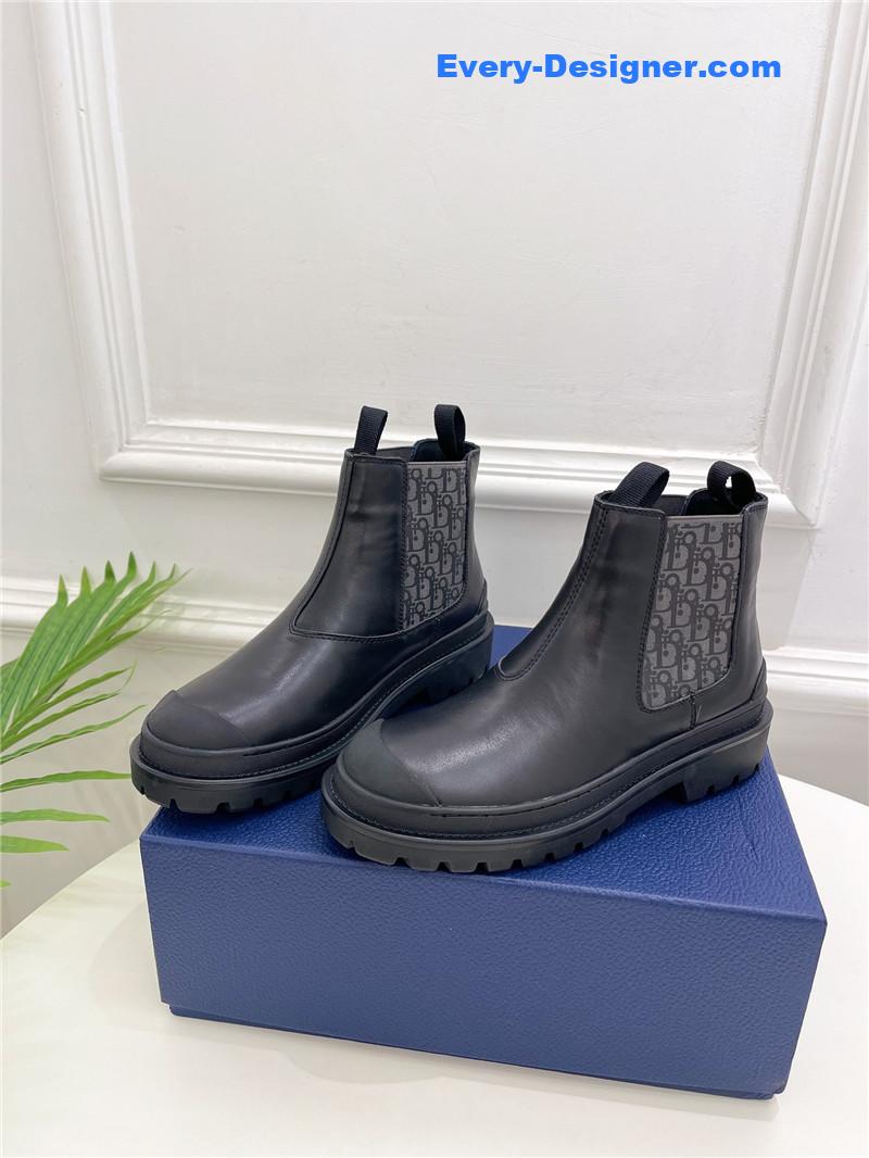 Dior new wool boots