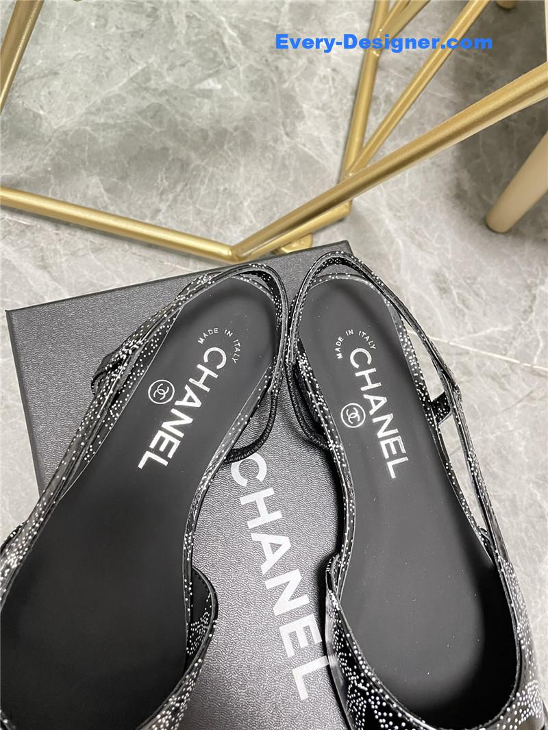 Ch**el thick heel side hollow sandals