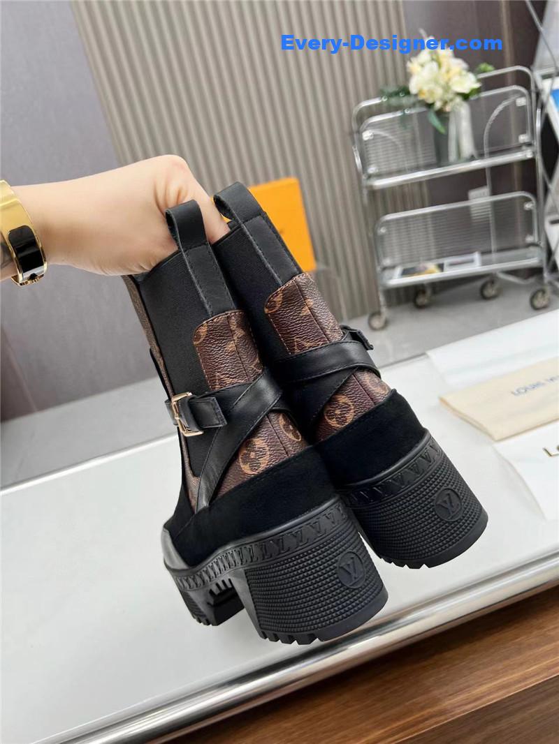 l0vis Vvtt0n lv new runway style women’s boots