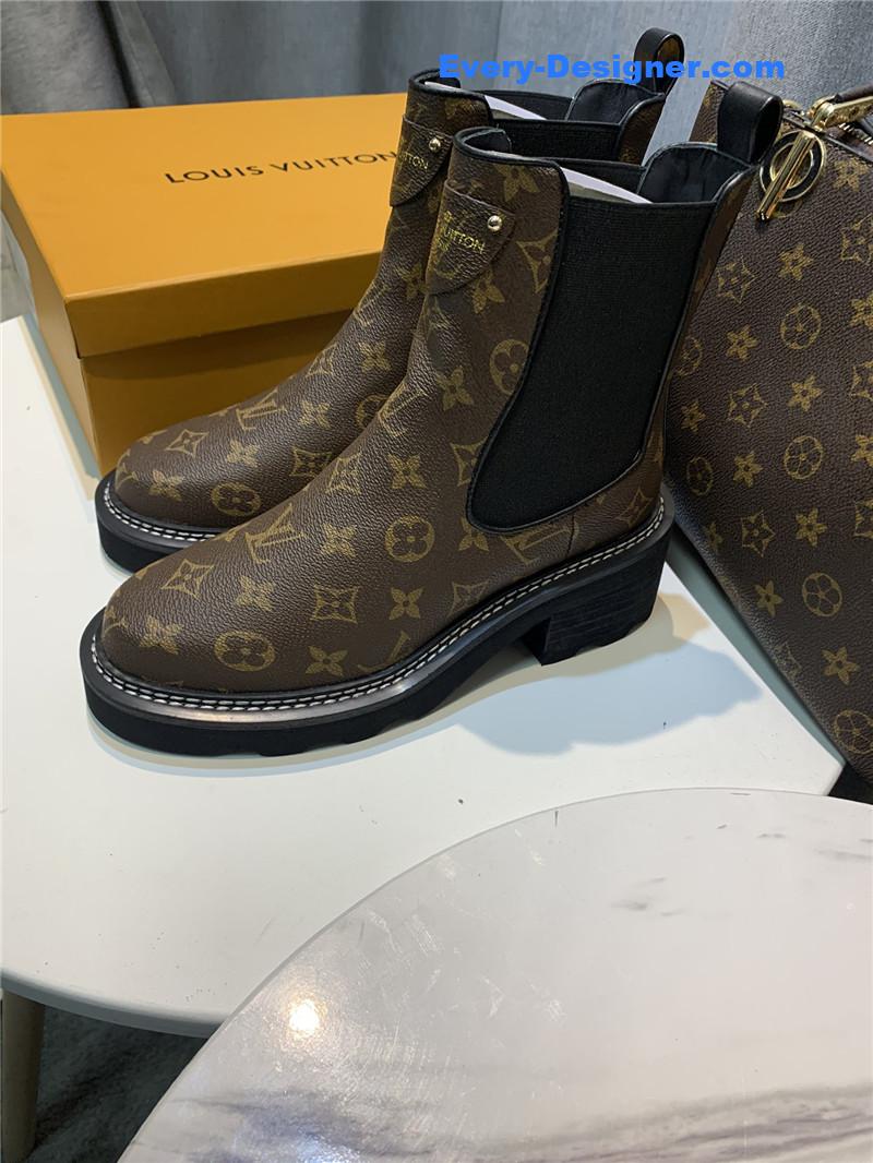 l0vis Vvtt0n lv chelsea boots