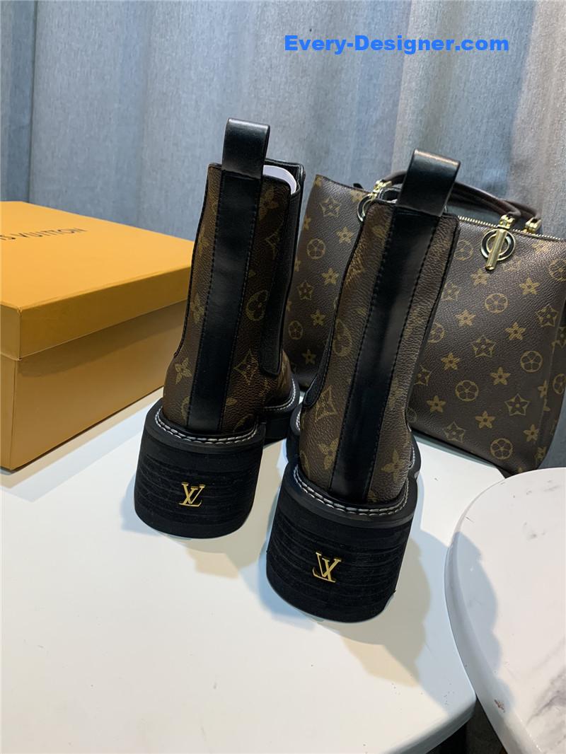 l0vis Vvtt0n lv chelsea boots