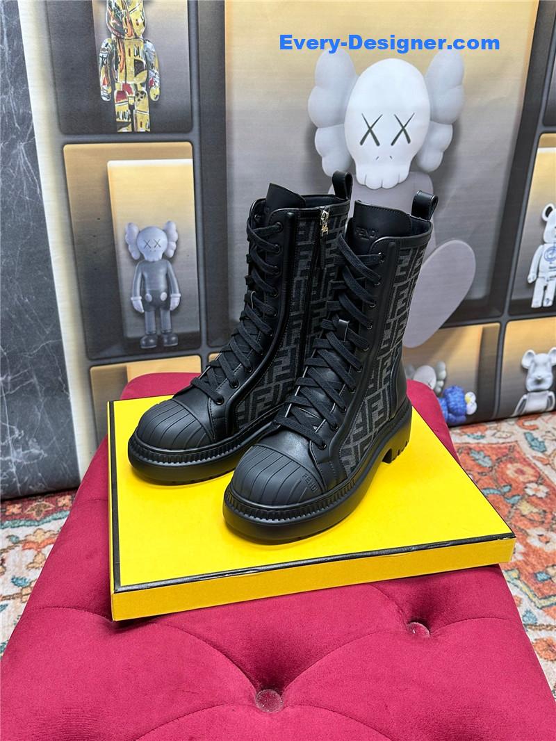 fendi new presbyopia lace-up martin boots