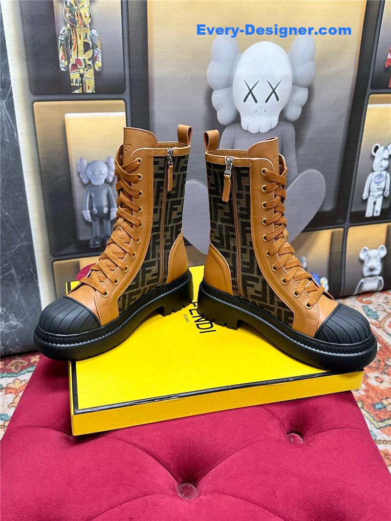 F**di new presbyopia lace-up martin boots