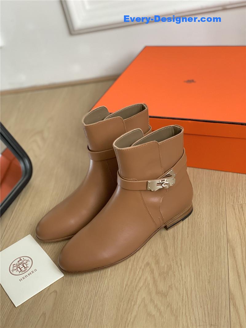 H**me5 classic kelly buckle boots