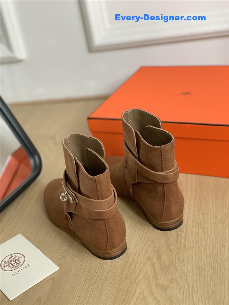 H**me5 classic kelly buckle boots