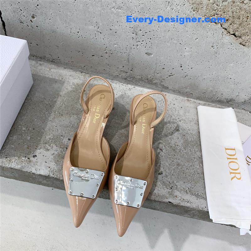 D10r new early autumn sandals