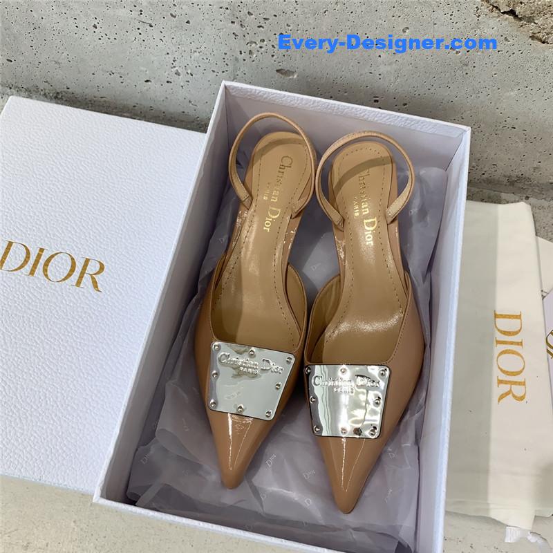 D10r new early autumn sandals
