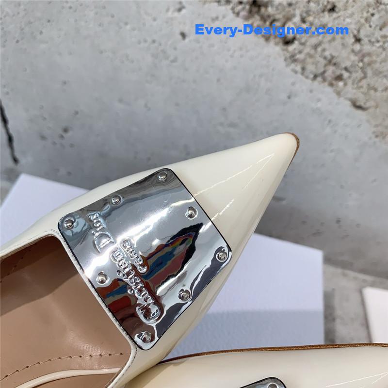 D10r new early autumn sandals