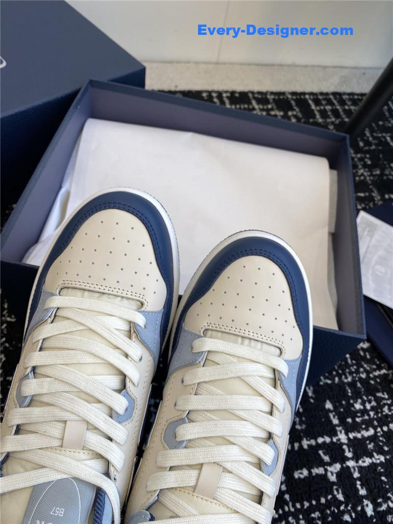 D10r couple casual sneakers